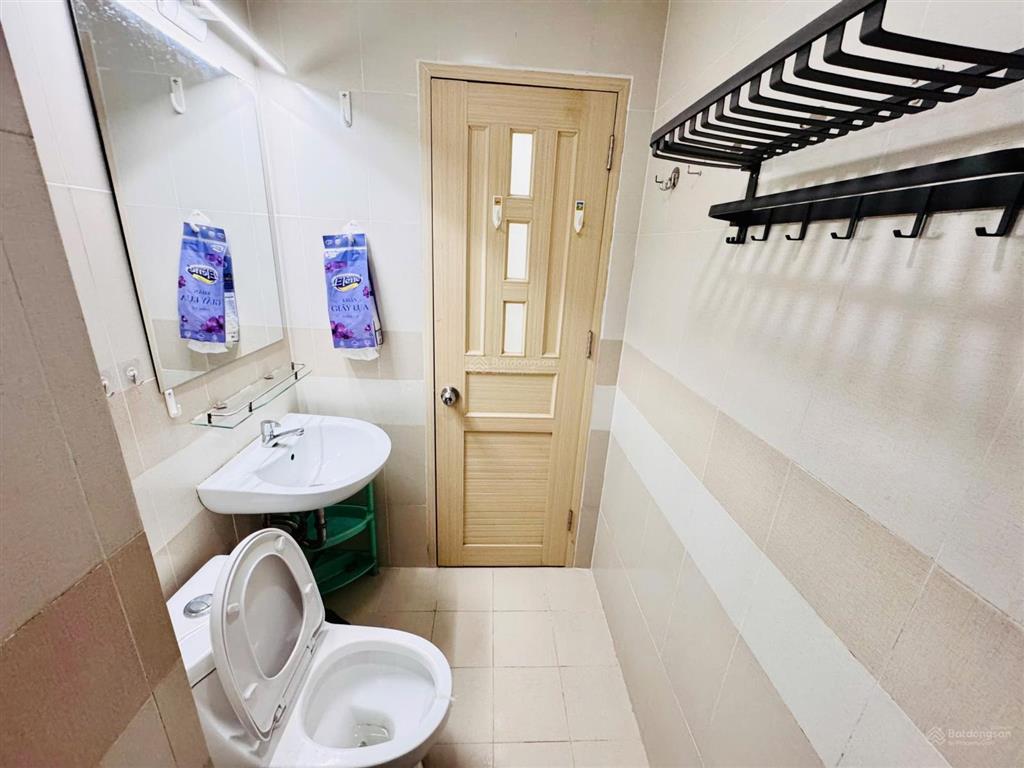 Cho thuê căn hộ tô ký tower 61m², 2pn2wc, full nội thất, giá 8,5 triệu/tháng.