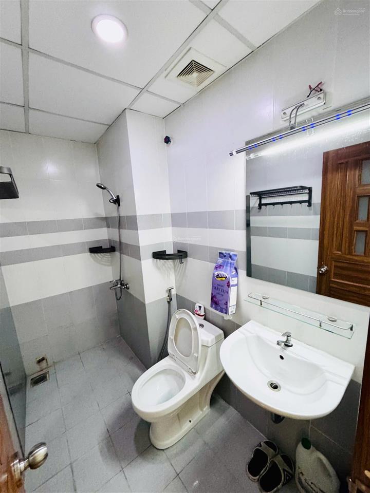 Cho thuê căn hộ tô ký tower 61m², 2pn2wc, full nội thất, giá 8,5 triệu/tháng.