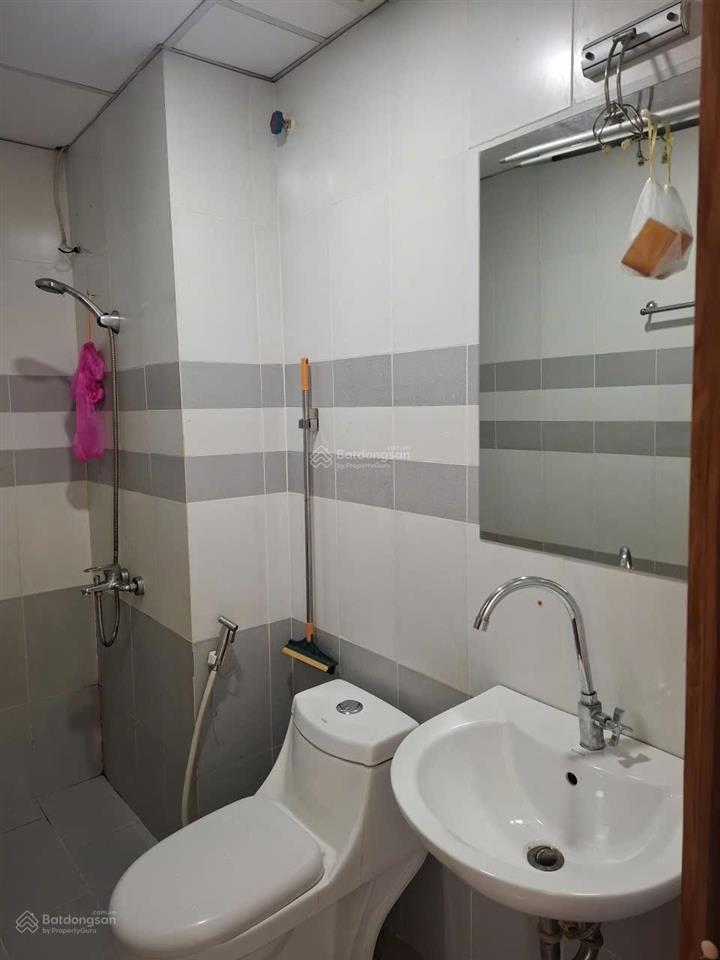 Cho thuê căn hộ tô ký tower 61m2, 2pn2wc, nhà trống, giá 6 triệu.
