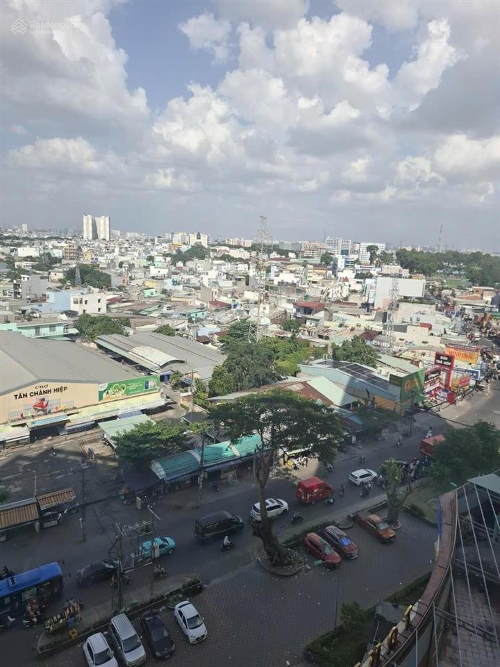 Bán căn hộ tô ký tower 51m2, 2pn1wc, đã có sổ, có ban công, giá 2 tỷ 3