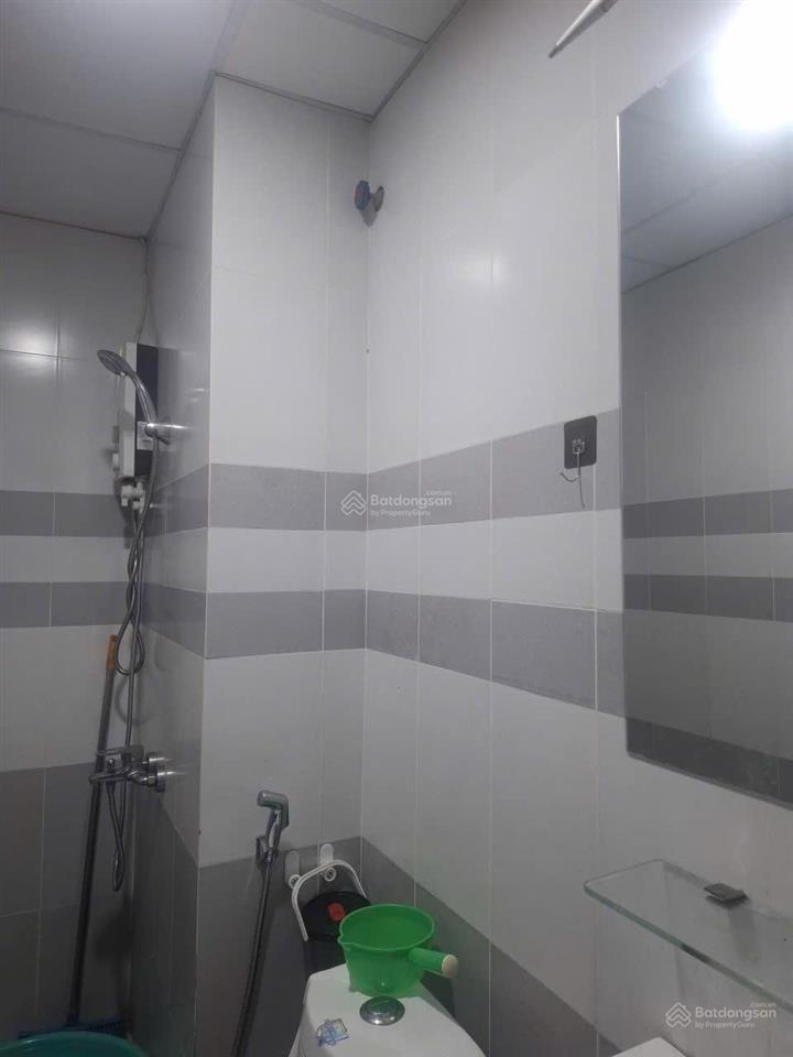 Cho thuê căn hộ tô ký tower, 61m2, 2pn2wc, có nội thất, nhà sạch sẽ, giá 7 triệu/tháng.