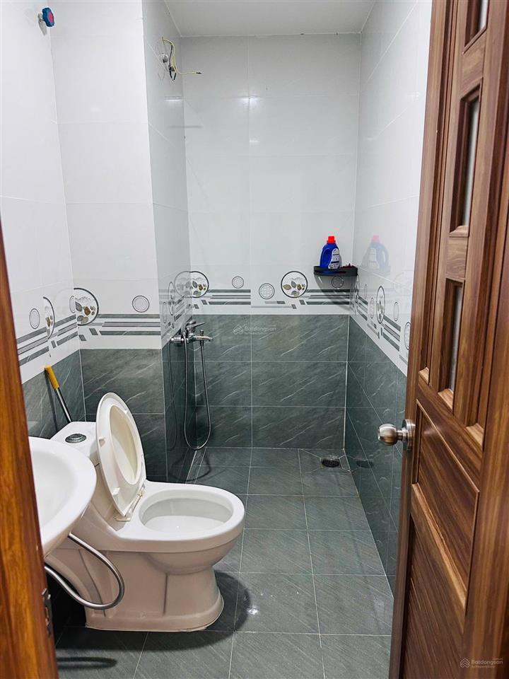Bán căn hộ tô ký tower q12, 61m2, 2pn2wc, có sổ, có nội thất, nhà mới, giá 2tỷ650 (thương lượng)