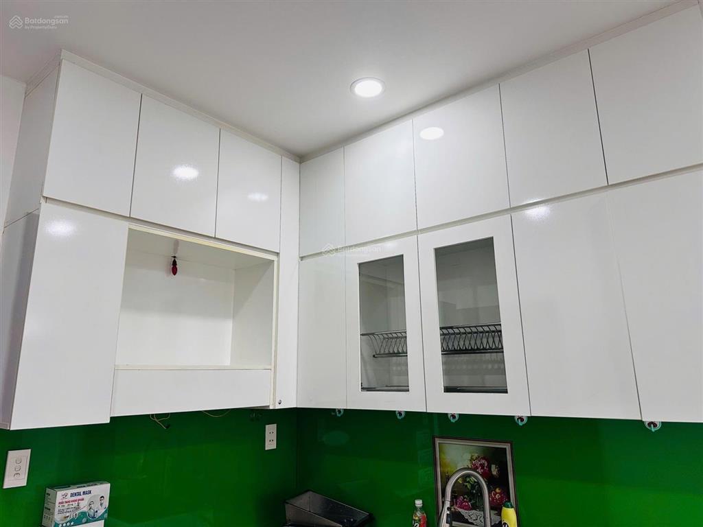 Bán căn hộ tô ký tower q12, 61m2, 2pn2wc, có sổ, có nội thất, nhà mới, giá 2tỷ650 (thương lượng)