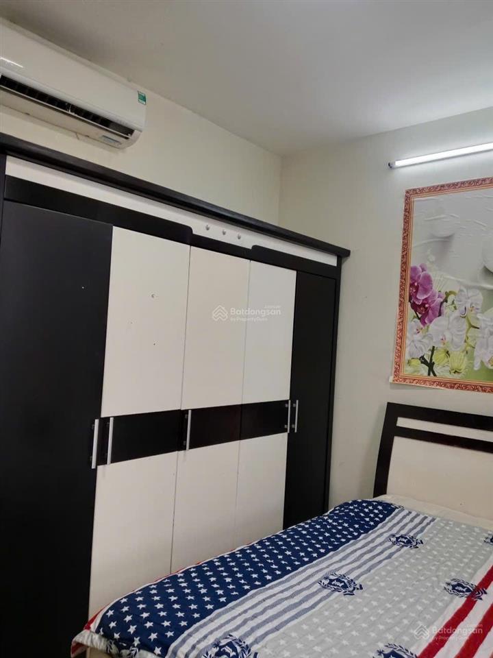 Cần sang hợp đồng thuê căn hộ tô ký tower q12, 61m2, 2pn2wc, có nội thất, giá 7 triệu
