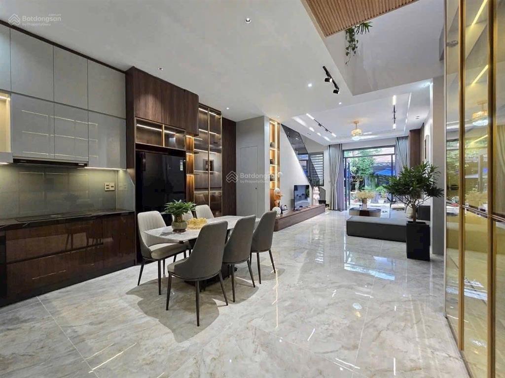 Giá tốt, chỉ 8,xtỷ, thanh khê, cạnh lý thái tông3 tầng mới keng, đầy đủ nội thất, xách vali ở ngay