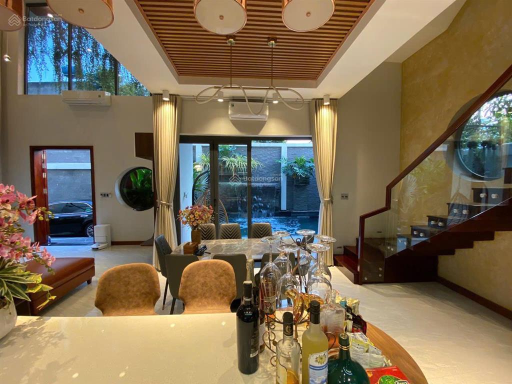 Bán nhà 303m2 mới keng sổ hồng riêng 1/nguyễn thị thảnh, thới tam thôn, hóc môn, sát bên q12