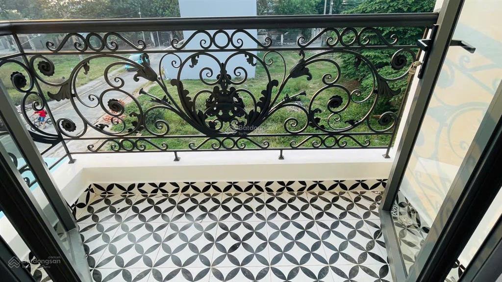 Bán biệt thự mới mới keng 10m x 16m 1 trệt 1 lầu shr 1/dương công khi , tân hiệp ,thị trấn hóc môn