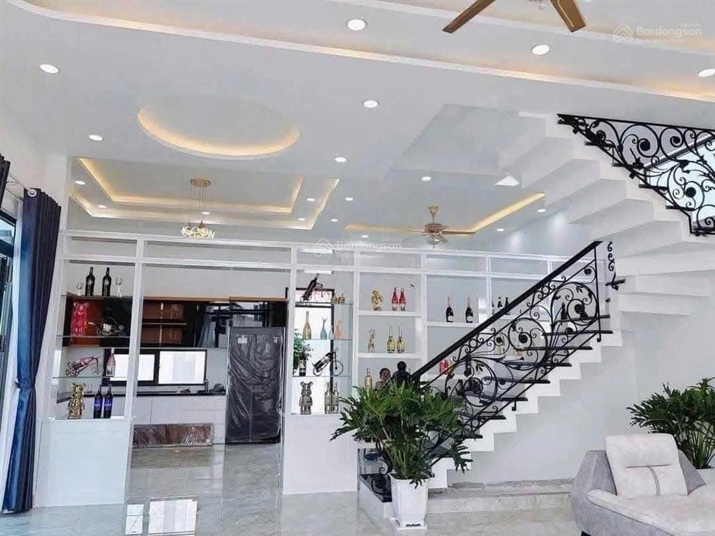 Bán biệt thự mới mới keng 10m x 16m 1 trệt 1 lầu shr 1/dương công khi , tân hiệp ,thị trấn hóc môn