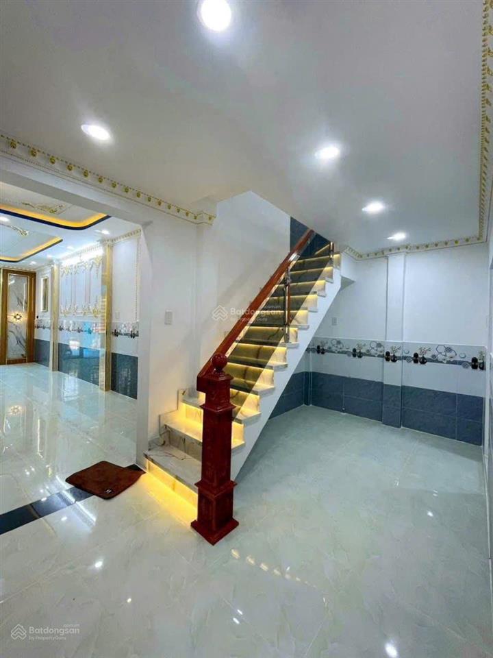 Bán nhà gác lững 5m x33m mặt tiền kinh doanh trịnh thị miếng thới tam thôn hóc môn gần đường tô ký