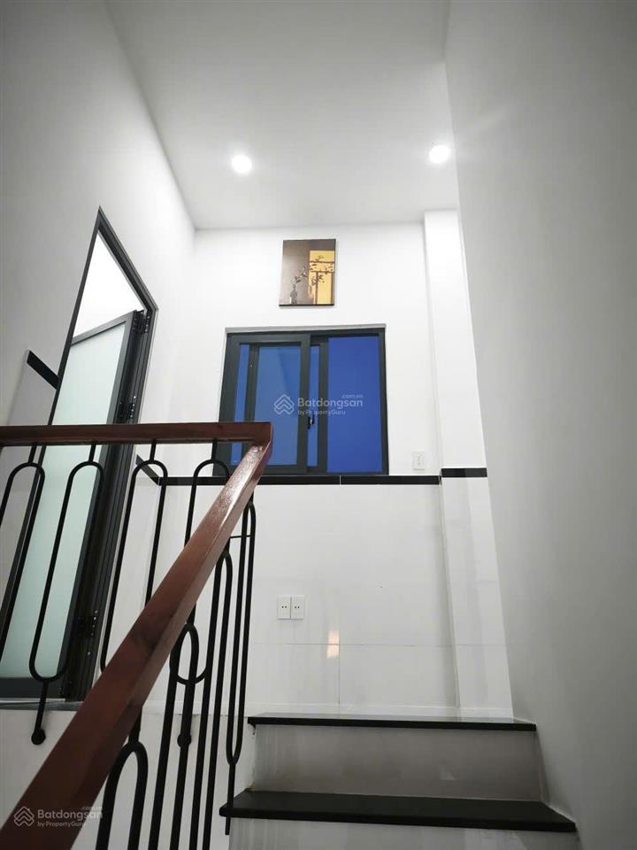 Bán nhà sổ hồng riêng mới xây 4,1m x 13m 1 trệt 1 lầu 2/ lê thị lơ, tân hiệp, hóc môn giá 3 tỷ 260