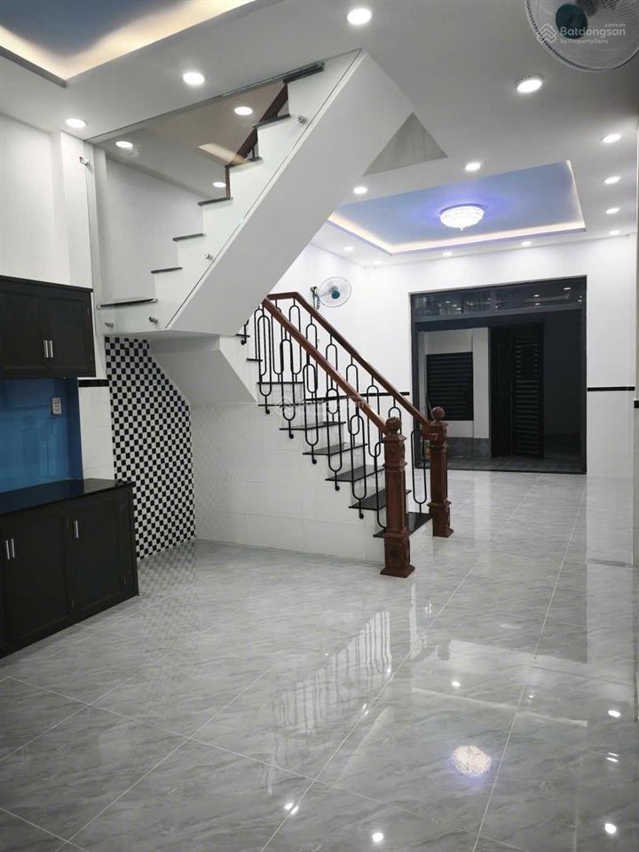 Bán nhà sổ hồng riêng mới xây 4,1m x 13m 1 trệt 1 lầu 2/ lê thị lơ, tân hiệp, hóc môn giá 3 tỷ 260