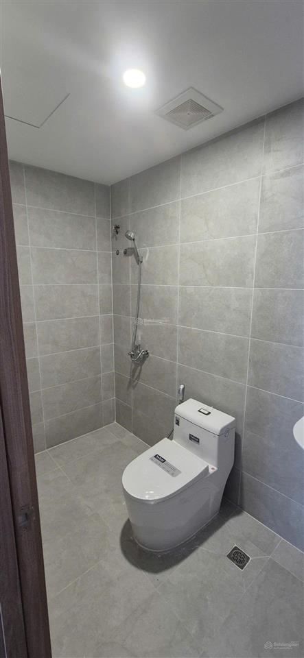 Citi alto căn 2pn 2wc nội thất cơ bản giá 2.98 tỷ bao thuế phí sang tên.  0932 666 *** xem nhà
