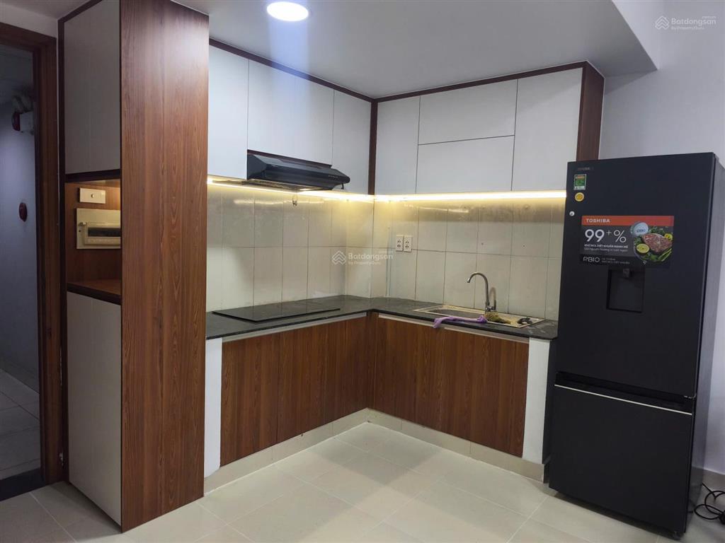 Chính chủ bán căn hộ thủ thiêm sky 2pn2wc full nội thất giá 4.9 tỷ.  0932 666 *** xem nhà