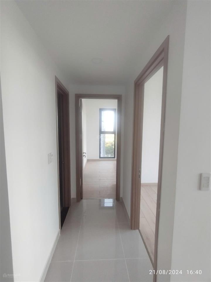 Citi alto căn góc 2pn 2wc full nội thất giá 2,85 tỷ bao thuế phí sang tên.