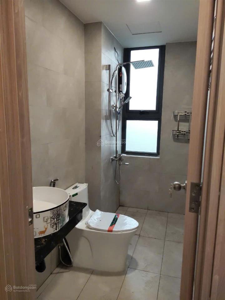 Citi esto căn 2pn2wc sổ hồng riêng, nội thất cơ bản giá 2,9 tỷ.  0932 666 *** để xem nhà