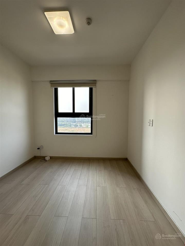 Citi esto căn 2pn2wc sổ hồng riêng, nội thất cơ bản giá 2,9 tỷ.  0932 666 *** để xem nhà