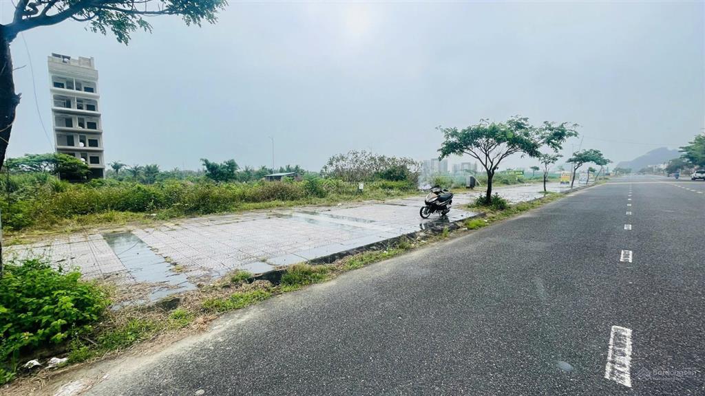 Bán nhanh lô đường nguyễn khắc viện  biển sơn thủy, đường 15m, hướng đông, giá rẻ nhất thị trường