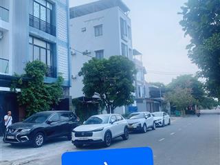 Bán cặp đất trần quốc hoàn  trục vip thông biển sơn thủy. cam kết rẻ nhất thị trường