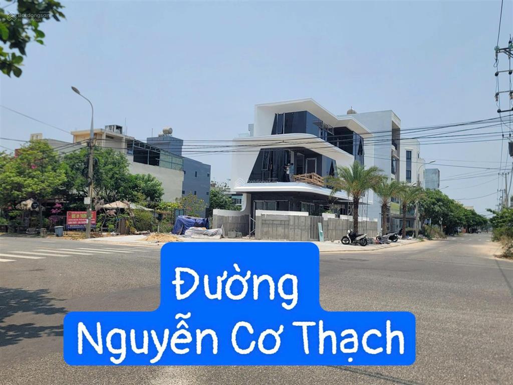 Bán cặp đất mặt tiền nguyễn cơ thạch  biển sơn thủy, dt khủng, nổi bật trên tuyến đường