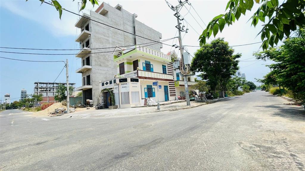 Chỉ 8.8 tỷ cực rẻ bán lô đường thủy sơn 5  biển sơn thủy diện tích khủng 125m2