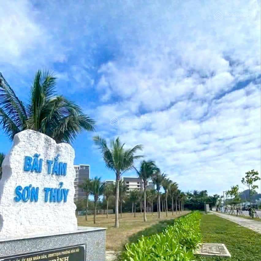 Cực rẻ đẹp chỉ 22 tỷ bán góc 2mt vip đường lưu văn lang ngay trước cổng bãi tắm biển sơn thủy