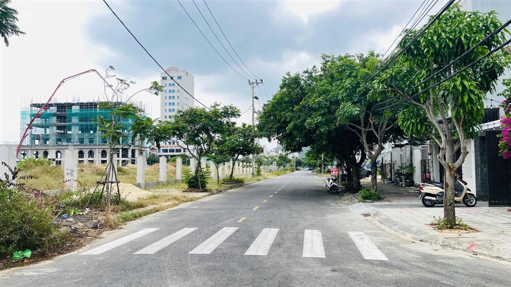 Bán nhanh lô nguyễn cơ thạch biển sơn thủy giá hời 8,8 tỷ