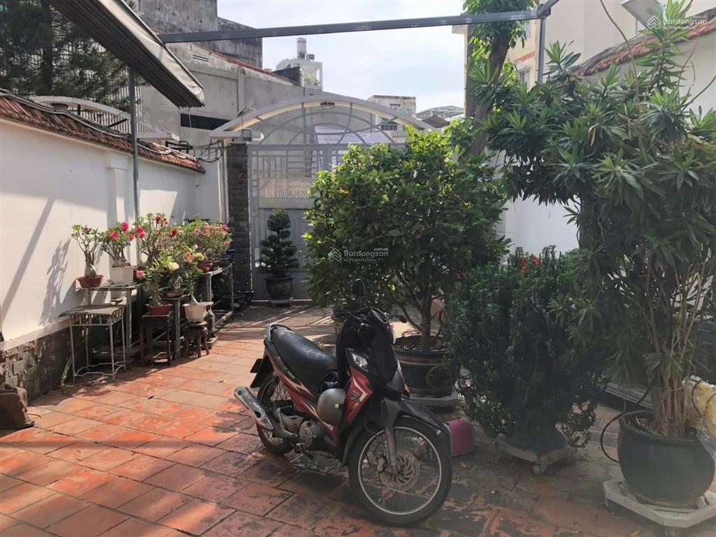 Chủ bán gấp! bán nhà hoàng hoa thám  lê trực hẻm 10m ô tô quay đầu, dt 165m2 nở hậu giá 15 tỷ tl