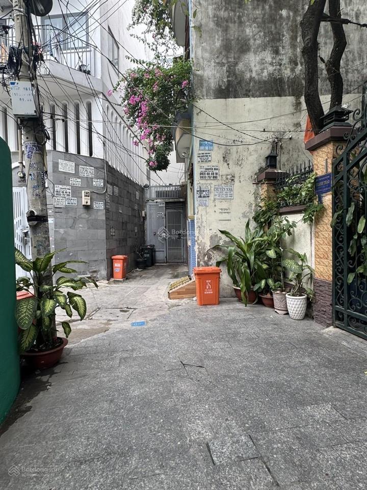 Ngay cổng sau đh hutech! bán nhà điện biên phủ  nguyễn gia trí, 5x16m 4 tầng, hxh, chỉ 12 tỷ tl