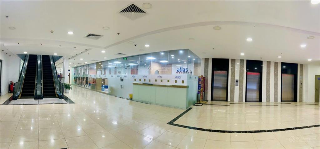 Cho thuê mặt bàng tầng 1 và 3 vị trí đông đúc phù hợp f&b giá chỉ khoảng 200k/m2/tháng