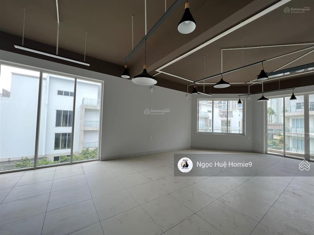 Cho thuê cặp nhà phố saritown sala diện tích 1000m2 sàn sử dụng đã hoàn thiện tại thủ thiêm quận 2