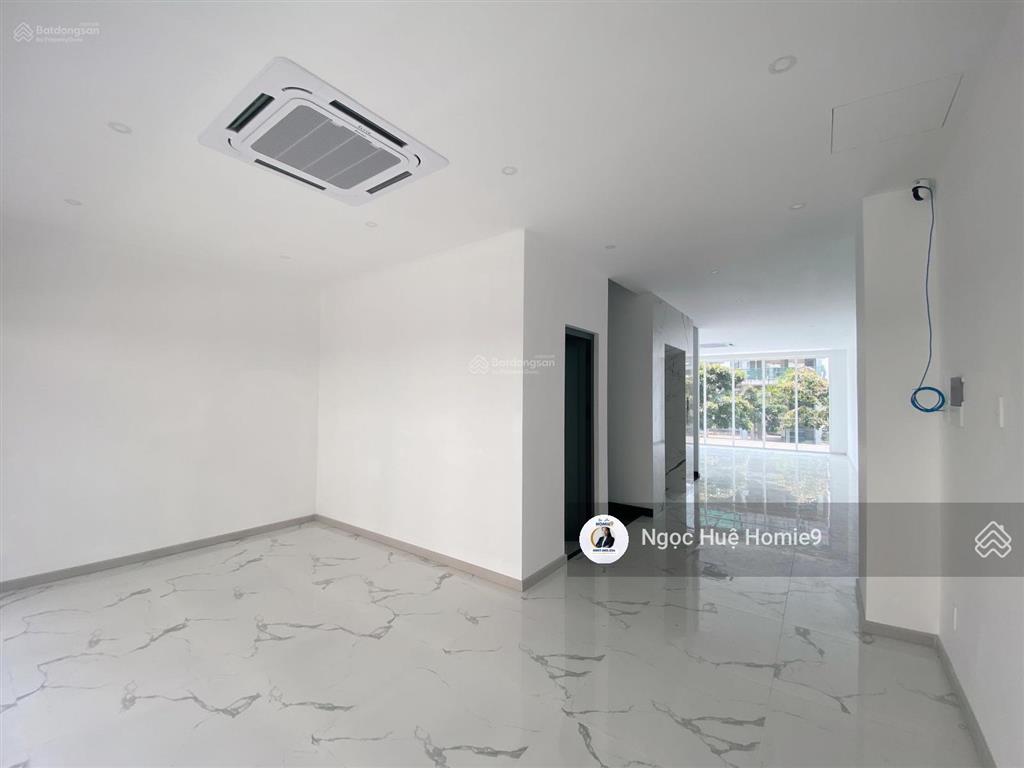 Cho thuê văn phòng dt 550m2 sari town khu sala thủ thiêm quận 2 hoàn thiện sẵn giá tốt