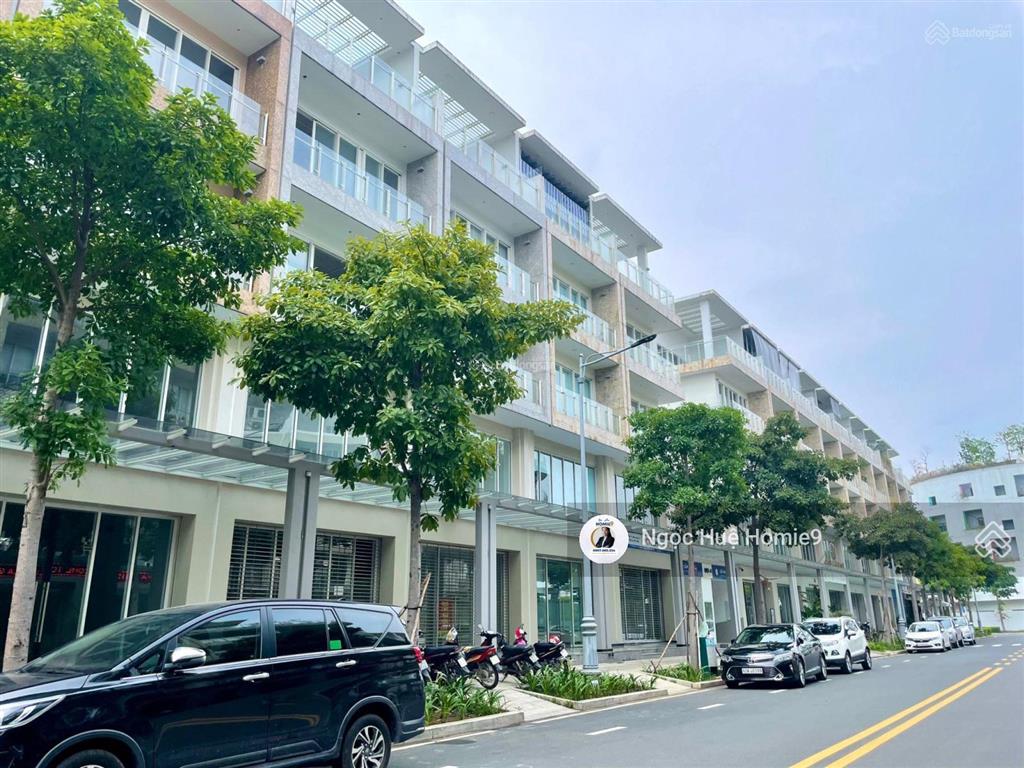 Cho thuê văn phòng dt 550m2 sari town khu sala thủ thiêm quận 2 hoàn thiện sẵn giá tốt