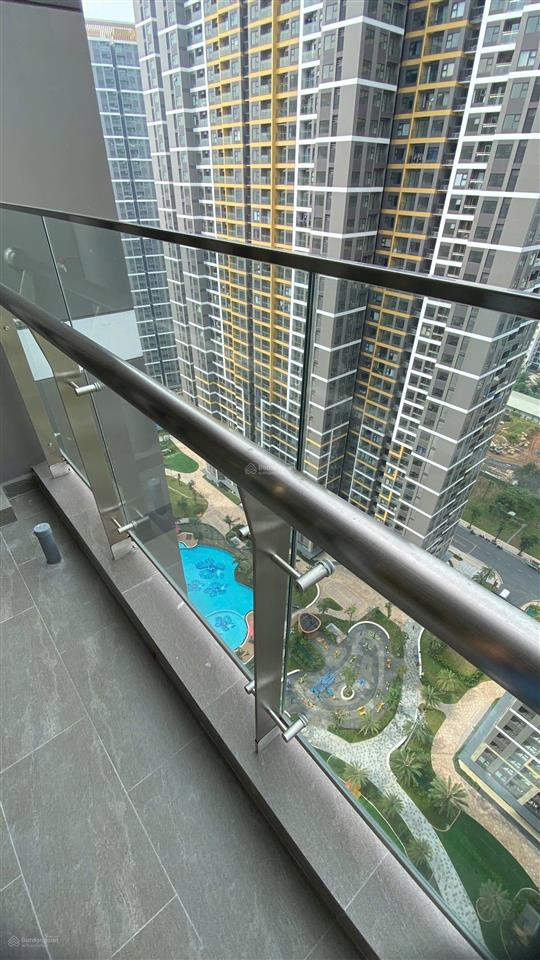 Bán cắt lỗ căn hộ chung cư 1pn+ the beverly solari view hồ bơi gía đáy chỉ 2 tỷ 4 bao hết