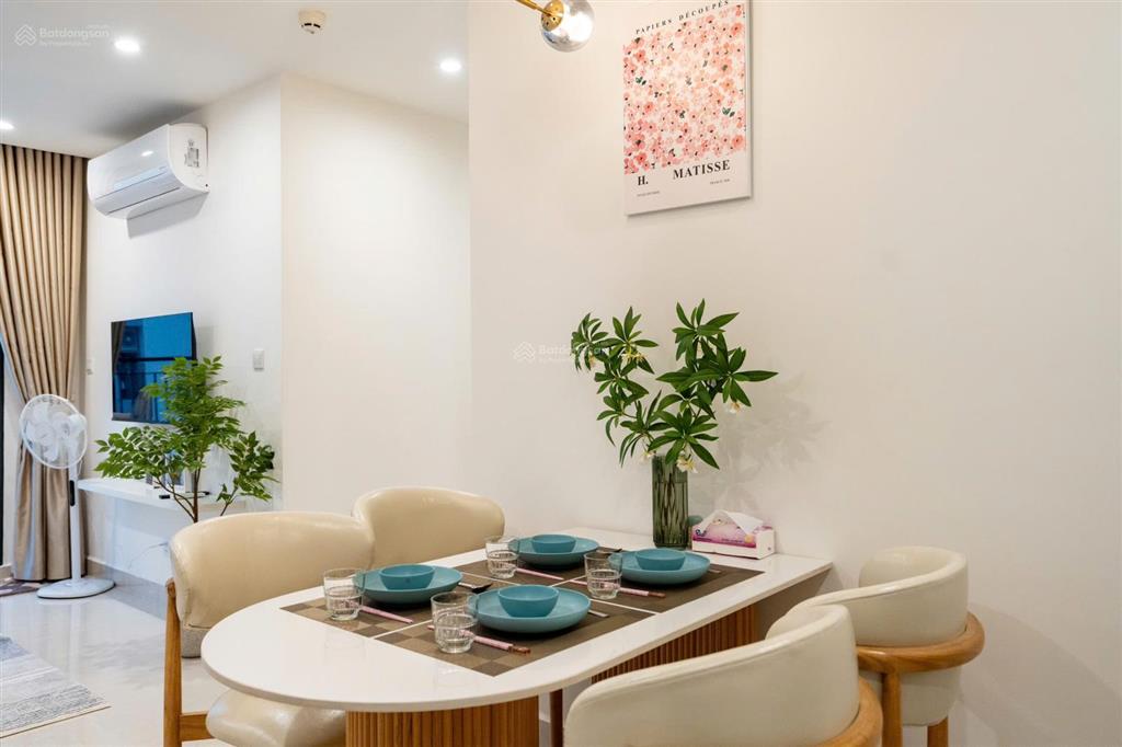 Bán gấp căn hộ chung cư 3pn 81m2 origami  sổ sẵn, full nội thất đẹp, giá 3,85 tỷ btp