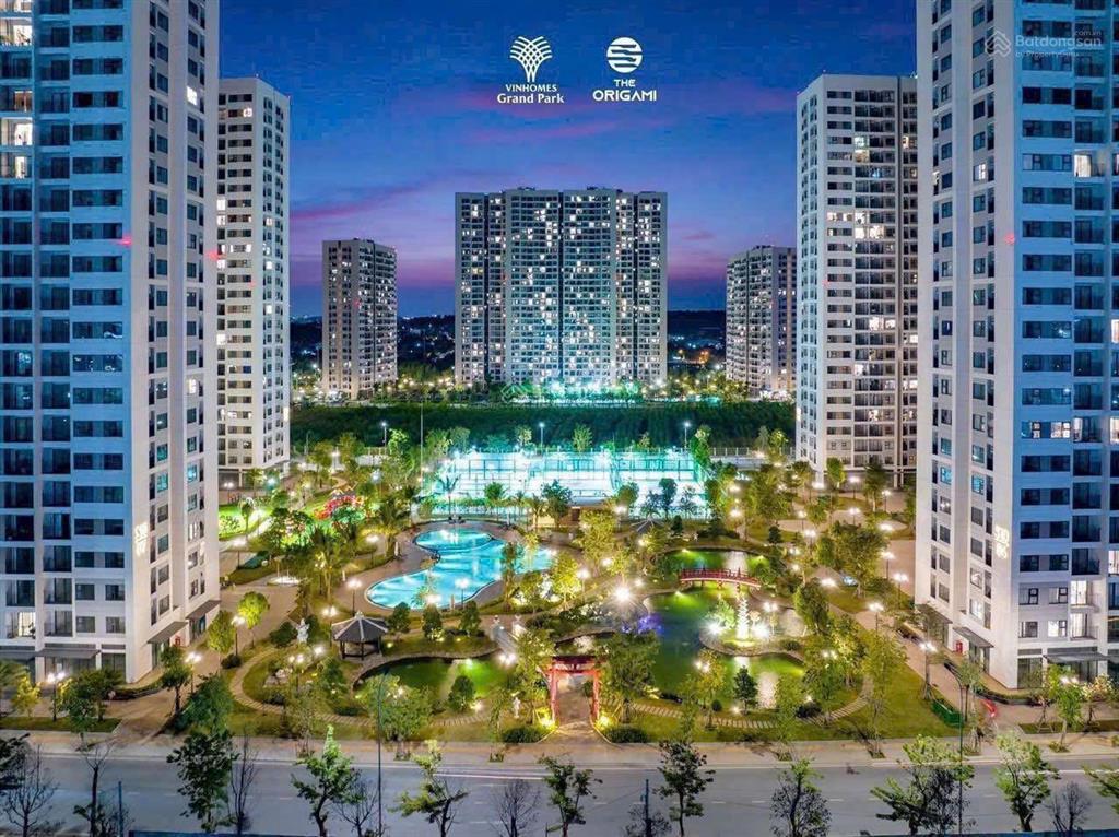 Bán gấp căn hộ chung cư vhgp studio 30m2 full nội thất, sẵn sổ, đang có hđt giá chỉ 1ty550