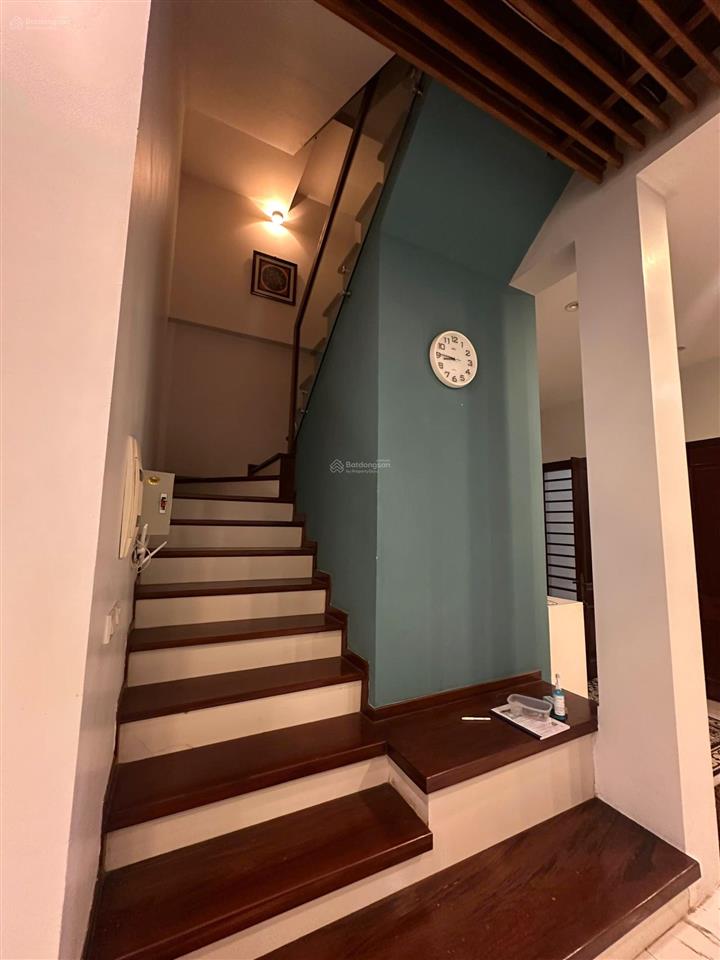 Cho thuê nhà biệt thự liền kề khu mỹ đình, dt 110m2 x 4 tầng, mt 7.5m, đầy đủ nội thất, giá 30tr/th