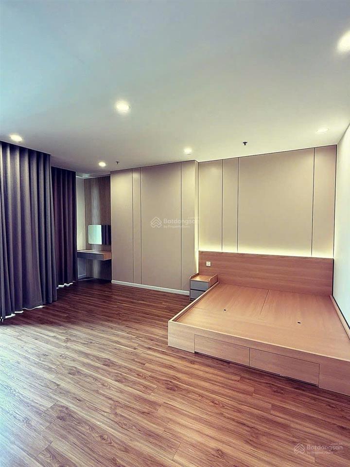 Bán studio trinity tower sổ đỏ vĩnh viễn 40m2 giá 2,8tỷ