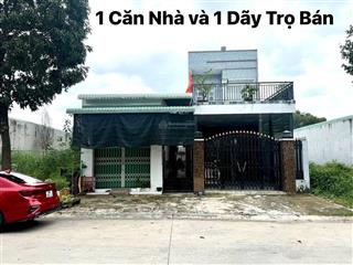 Định cư nước ngoài bán nhà và dãy trọ ngay kcn mỹ phước, thới hoà, bến cát, 300m2, sổ sẵn