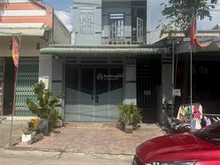 Chủ gởi căn nhà 1 lầu và 3 phòng trọ có thu nhập sẵn, sổ sẵn, thới hoà, bến cát, 150m2