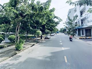 Mặt tiền dc 13  đường 16m  4x20  giá nhỉnh 8 tỷ  tân phú