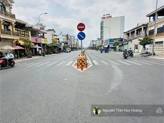 Mặt tiền ấp chiến lược  tân kỳ tân quý, ngang 5.6m hiếm  giá chỉ 5.8 tỷ  kinh doanh đỉnh