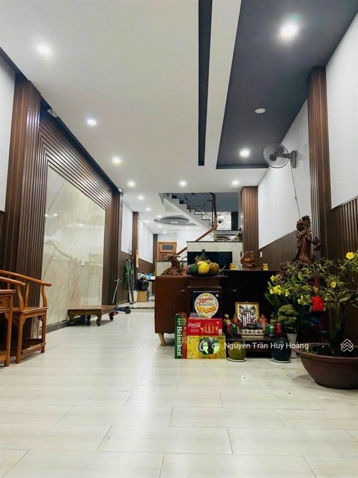 Mặt tiền gần aeon tân phú, ngang 4 x 26  giá 8 tỷ  kinh doanh cực tốt