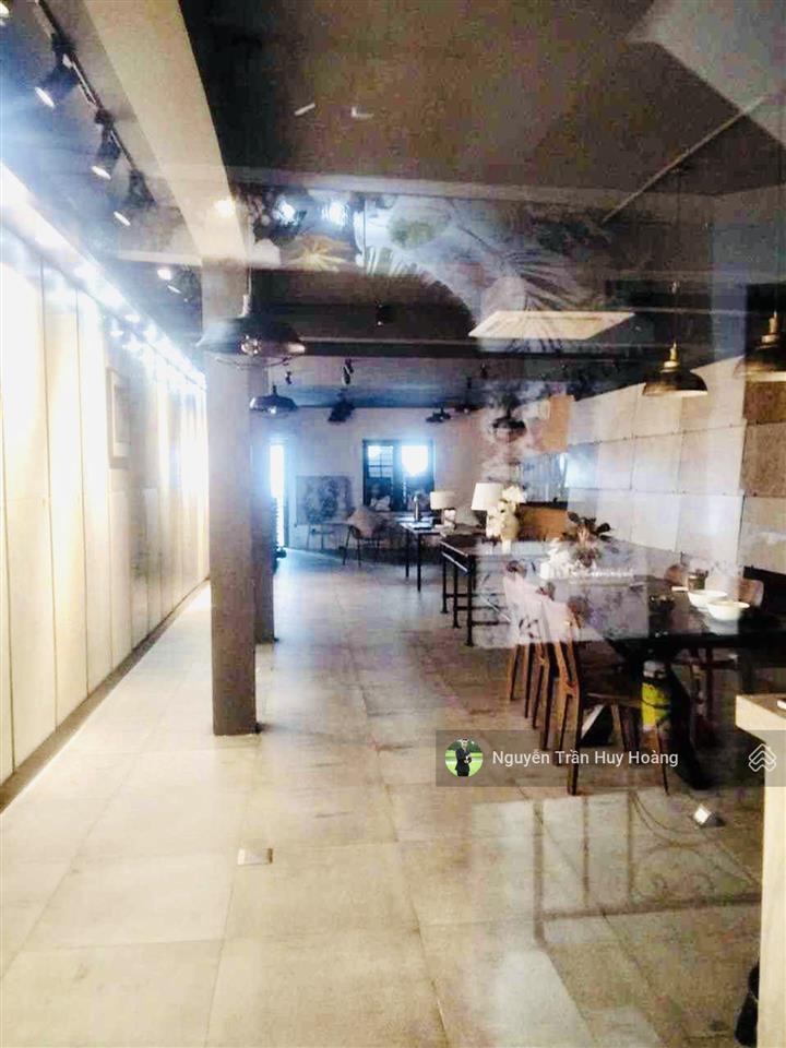 Mặt tiền hoàng văn thụ, vị trí vàng kinh doanh  3 tầng  5.5x23m  chỉ 34 tỷ 99