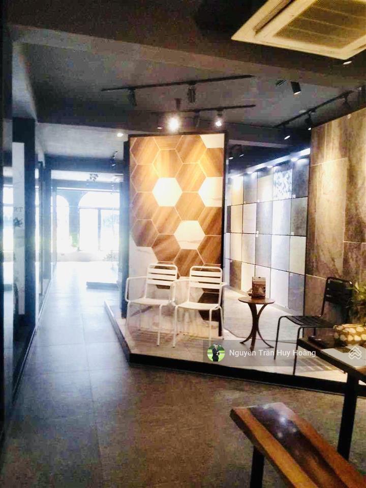 Mặt tiền hoàng văn thụ, vị trí vàng kinh doanh  3 tầng  5.5x23m  chỉ 34 tỷ 99