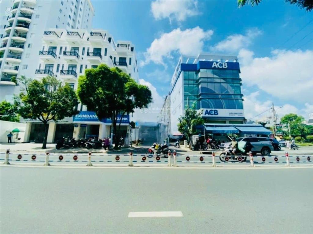 Mặt tiền nguyễn sơn  4x14  nhỉnh 7 tỷ, kinh doanh sầm uất, quận tân phú