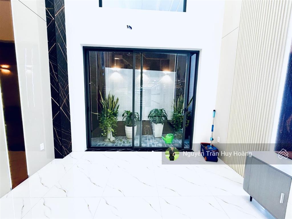 Mặt tiền kd đỉnh, ấp chiến lược  4x17m  vỉa hè rộng  kinh doanh ngày đêm  giá chỉ 10,999 tỷ