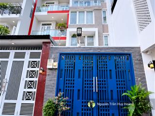 4,2 x 22  chỉ 9 tỷ nhỉnh  5 tầng  phường tân sơn nhì  tân phú