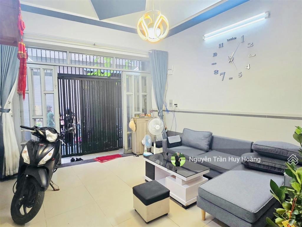 4 tầng  hẻm xem hơi  lê văn quới  bình tân  nhỉnh 4 tỷ