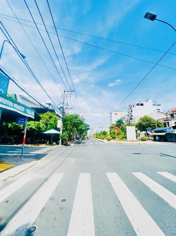 Mặt tiền kinh doanh  hiền vương  6x15m  giá 9 tỷ nhỉnh