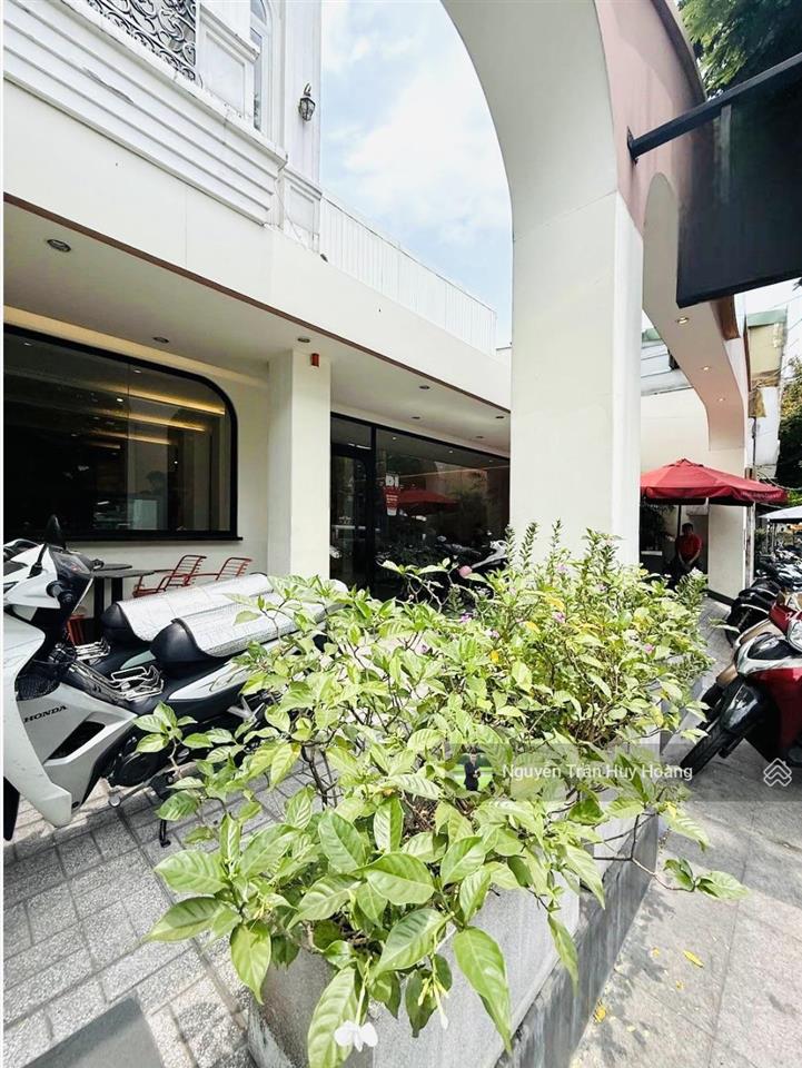 Giảm sốc 3 tỷ mặt tiền kênh tân hóa  ngang 13m 220m2 thuê 77 triệu/tháng nhỉnh 29 tỷ